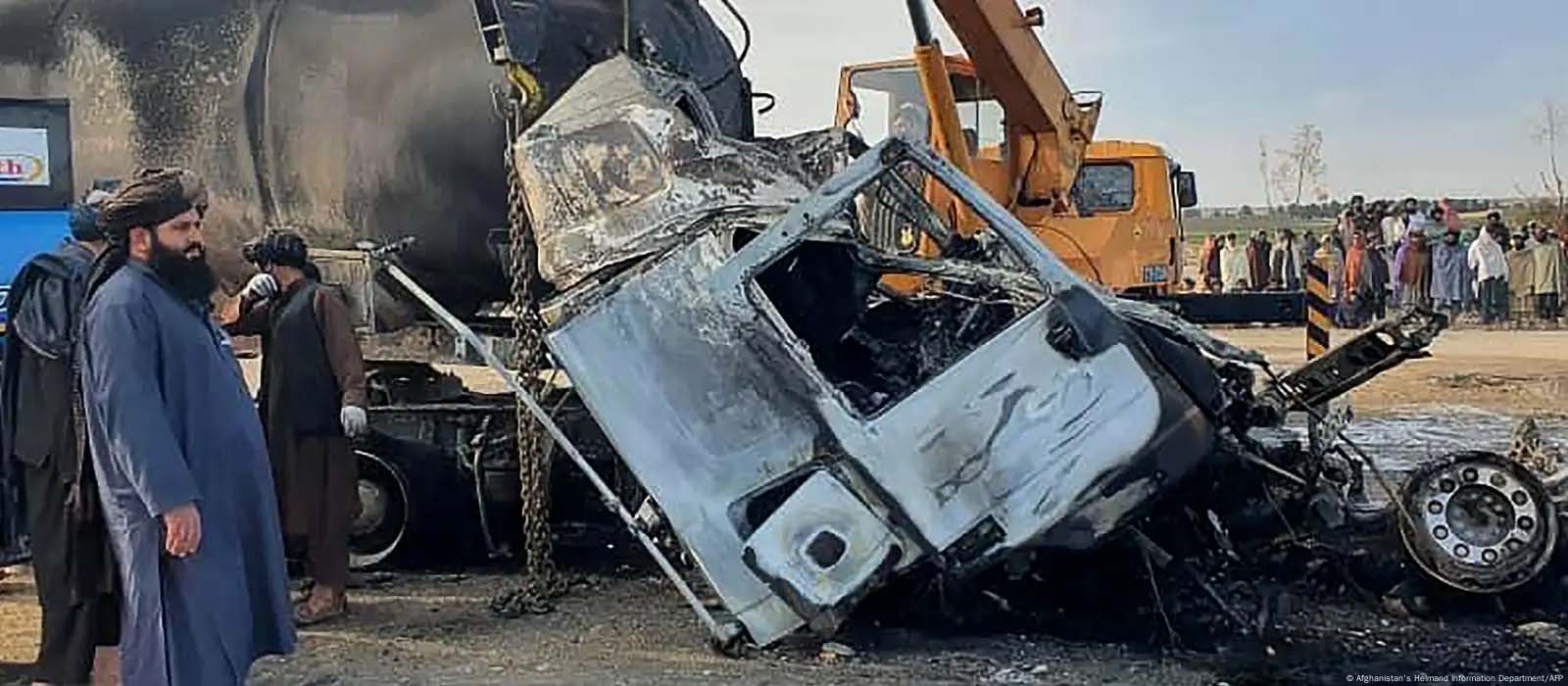 Passenger buses collided with tankers in Afghanistan, 52 people were killed