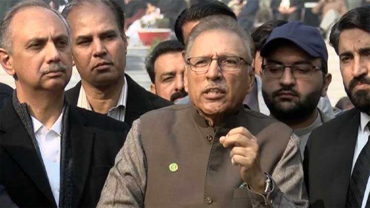 Ex-president Alvi predicts Imran Khan will be released soon