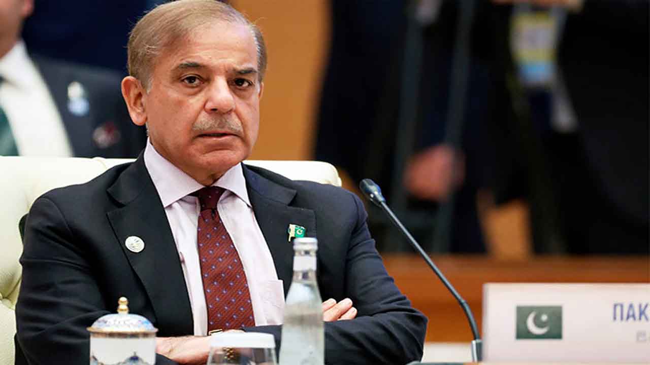 PM Shehbaz orders further reduction in electricity rates