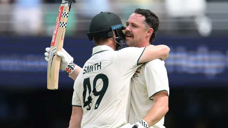 Smith, Head team up to give India bad case of 'deja vu'