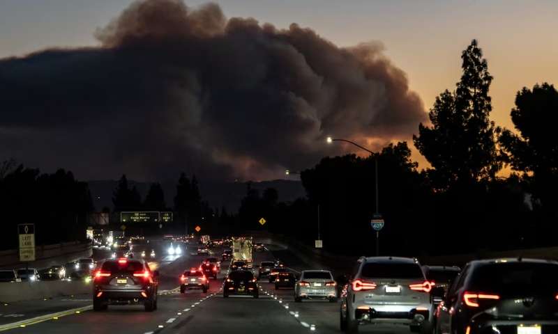 Los Angeles wildfire switches direction, posing new threat