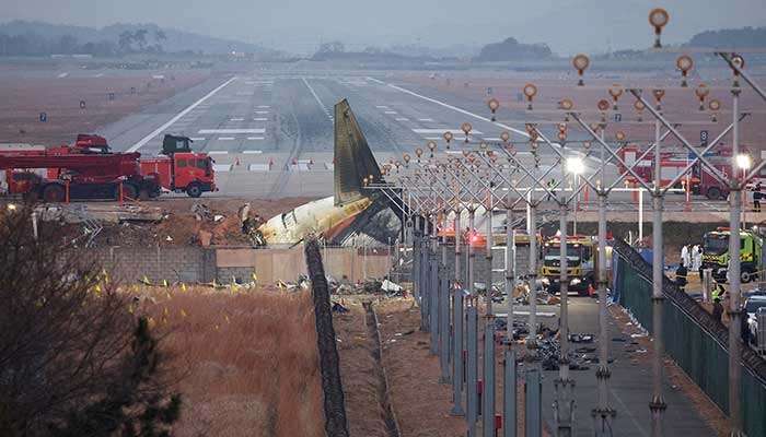 South Korea says Jeju Air jet black boxes stopped recording before crash