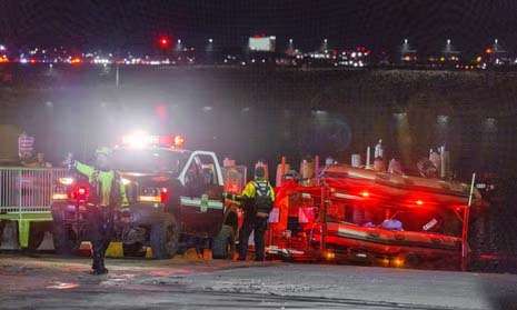 18 bodies recovered from Potomac River after collision between passenger jet, army helicopter