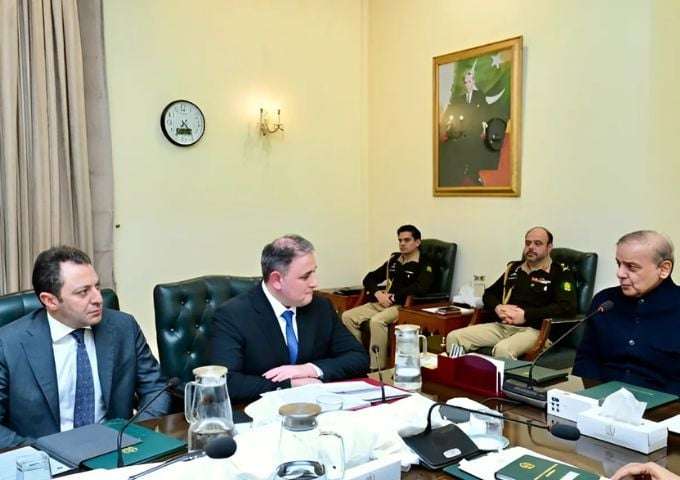 Azerbaijani Minister of Defence Industry meets PM Shehbaz Sharif