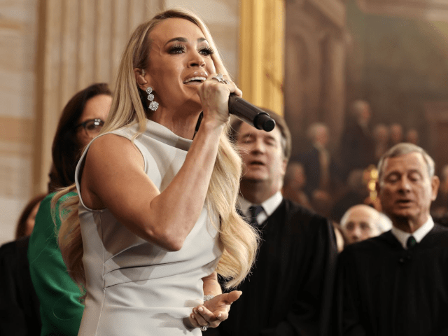 Did Ariana Grande Just Shade Carrie Underwood's Performance at Trump's Inauguration?