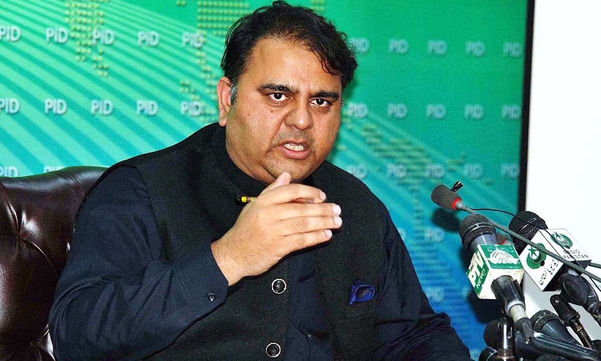 PML-N failed to even secure a meeting with Imran Khan: Fawad Chaudhry