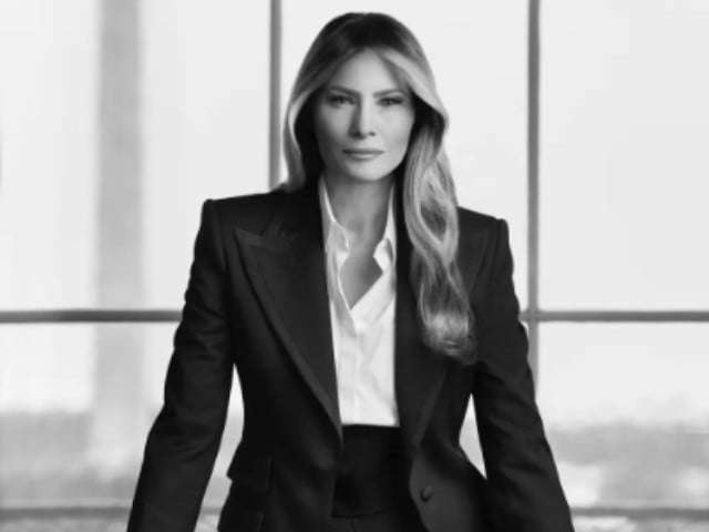 Vogue mocks Melania Trump’s White House portrait, calls her a ‘freelance magician’