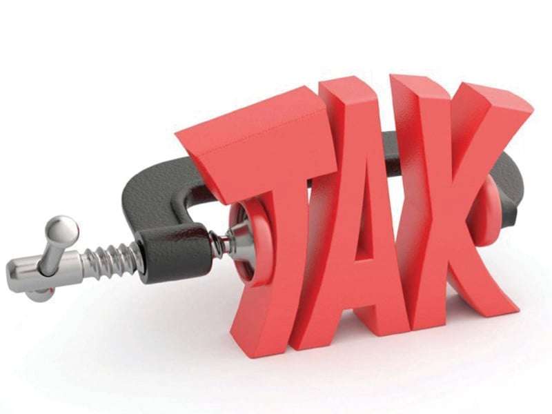 Pakistan misses tax receipt target