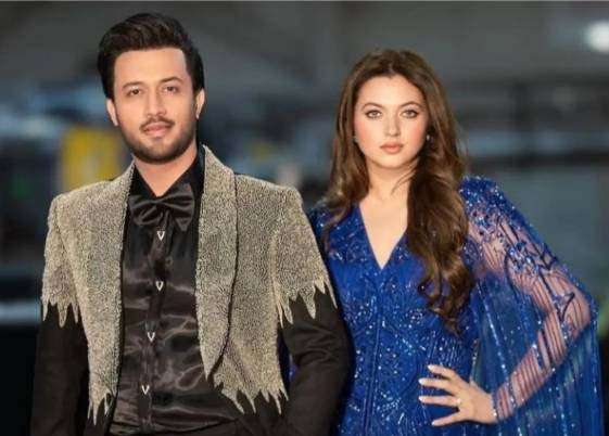 Atif Aslam’s sweet dedication to wife Sara Bharwana at live concert