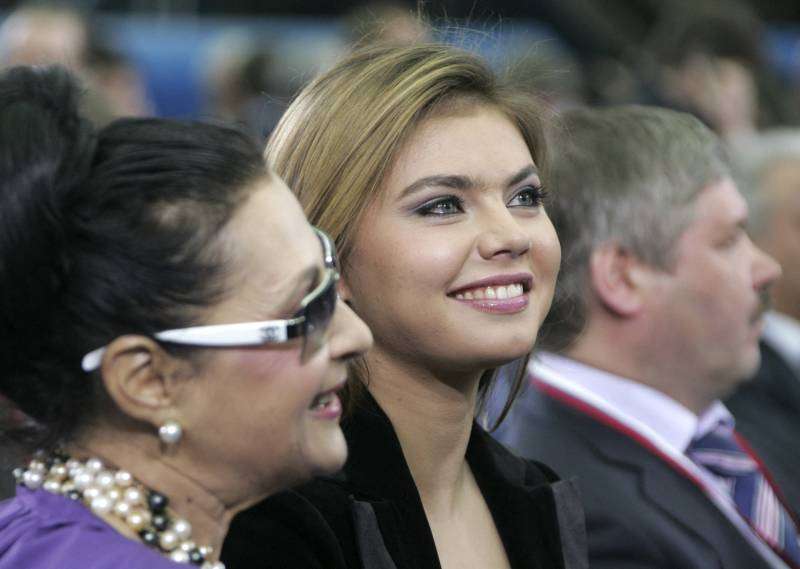 Russia gymnastics team head quits in spat with Putin’s rumoured partner