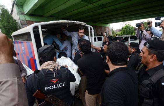 Over 100 PTI activists arrested in Lahore after protest call