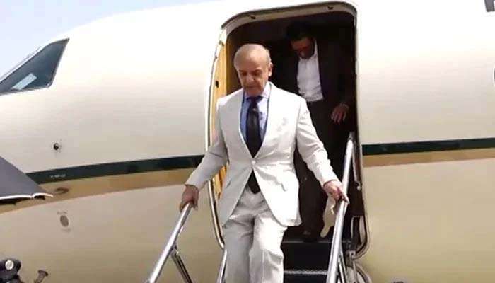 PM returns to Islamabad after completing UAE visit