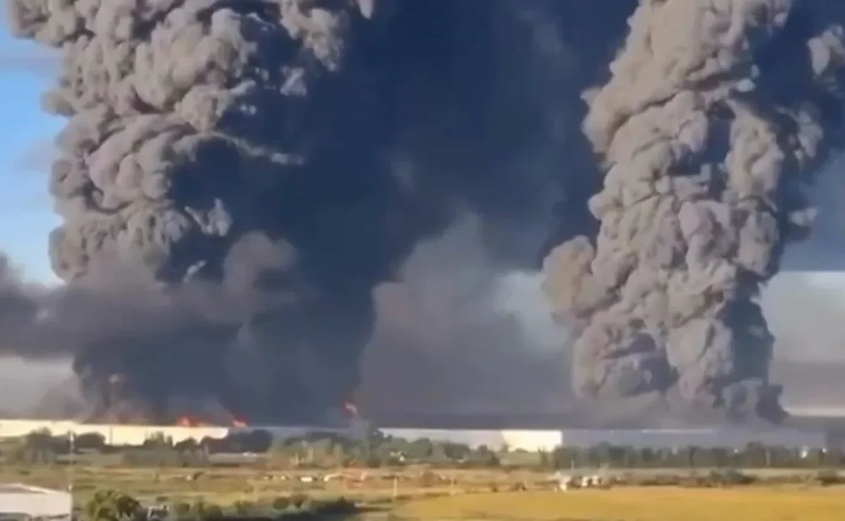 Russian big retail warehouses hit by deadly Ukrainian strikes